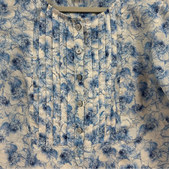 0310 LOFT XXS Blue Floral Long Sleeve Pintuck Blouse Cottagecore Soft Feminine - Picture 2 of 6